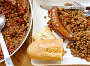 chorizo sausage with lentils and tomato 