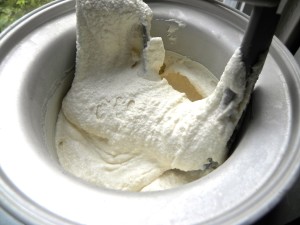 smoky tea ice cream right after mixing