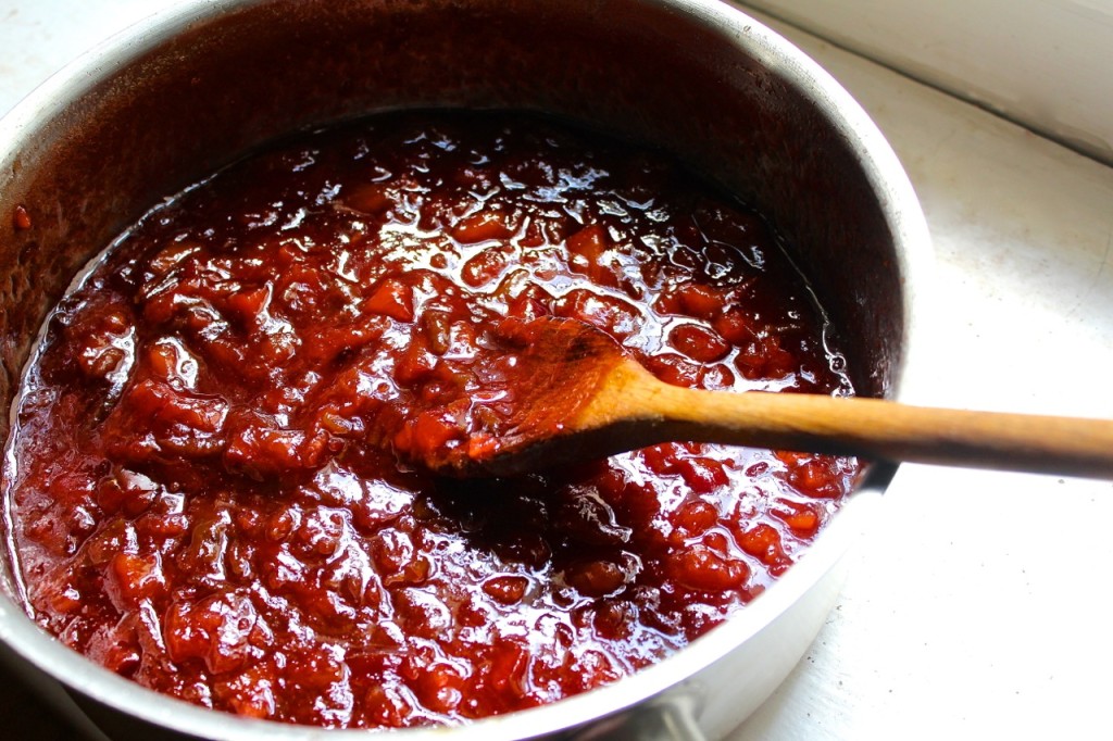 ginger plum chutney