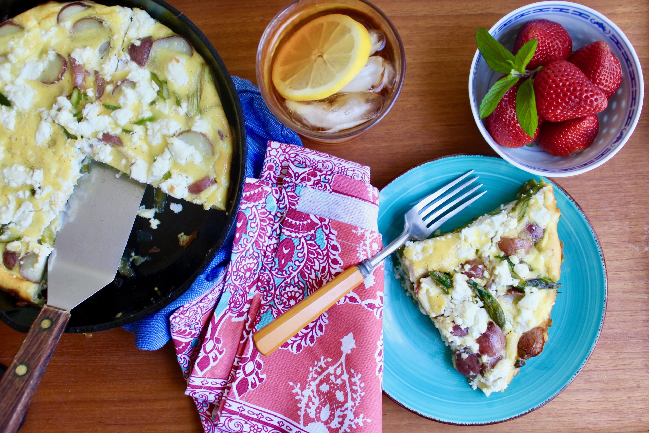 frittata breakfast with strawberries