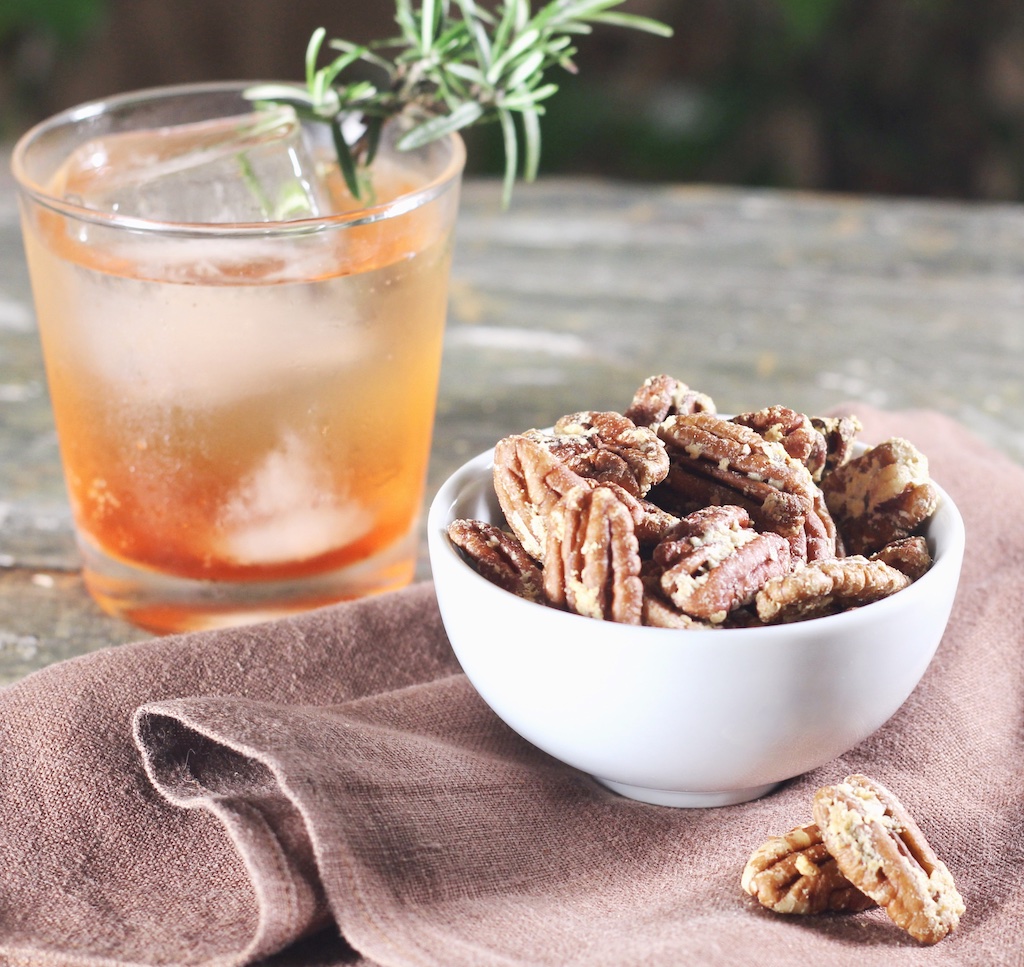 bowl of garlic Parmesan pecans 