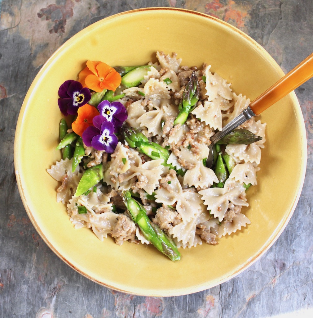 bowl of sausage asparagus pasta