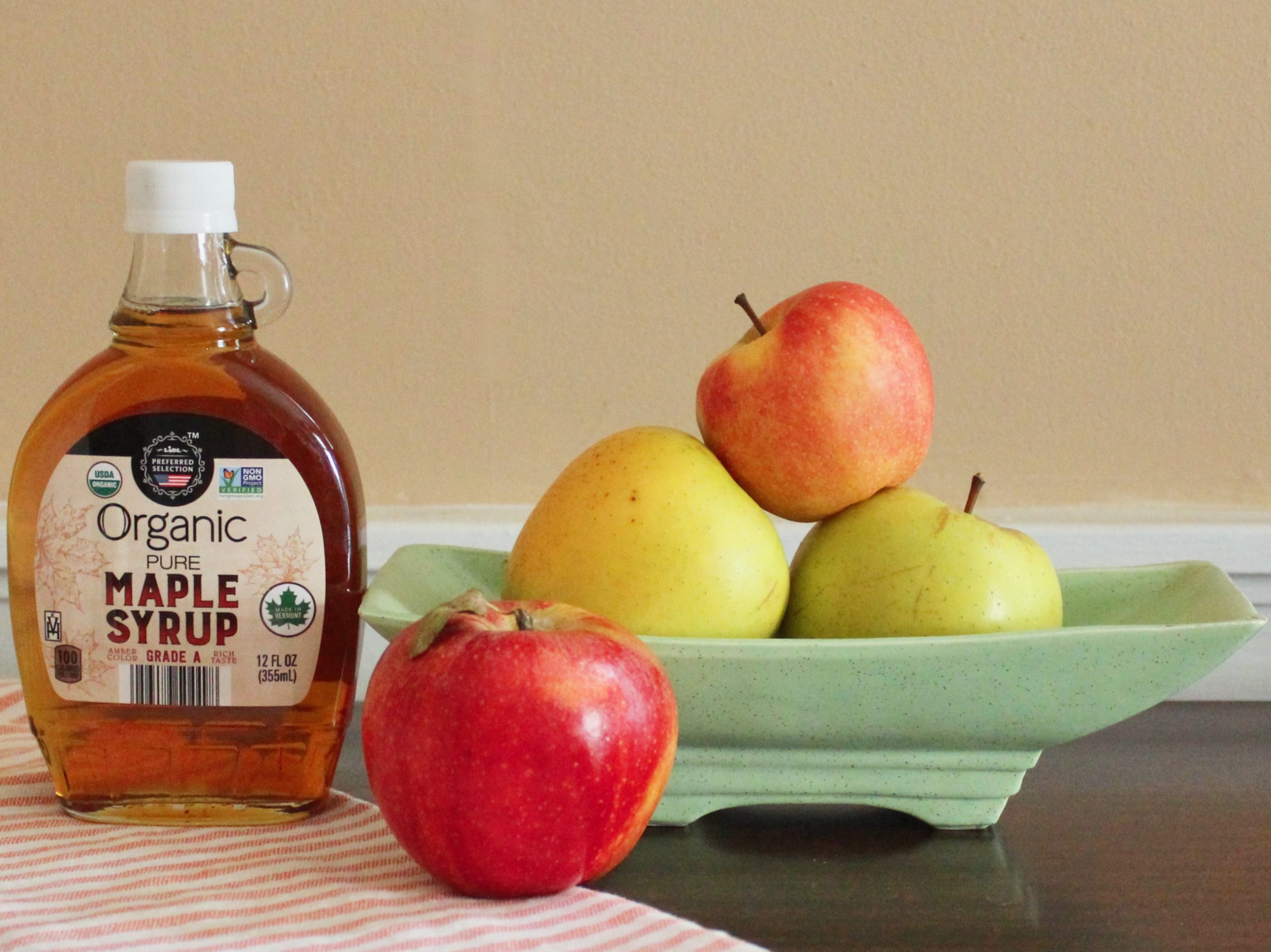 ingredients for maple apple dessert sauce